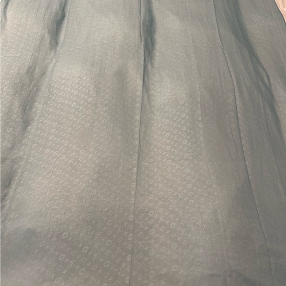 Luis Vuitton’s scarf - Picture 3 of 4